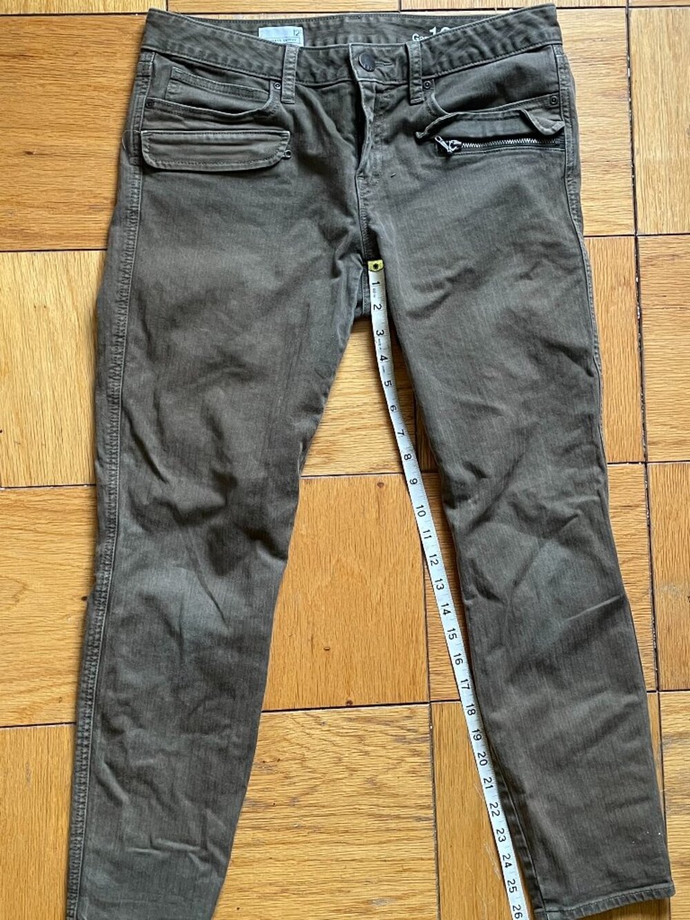 Gap Always Skinny 1969 women's size 12 khaki ankle jeans